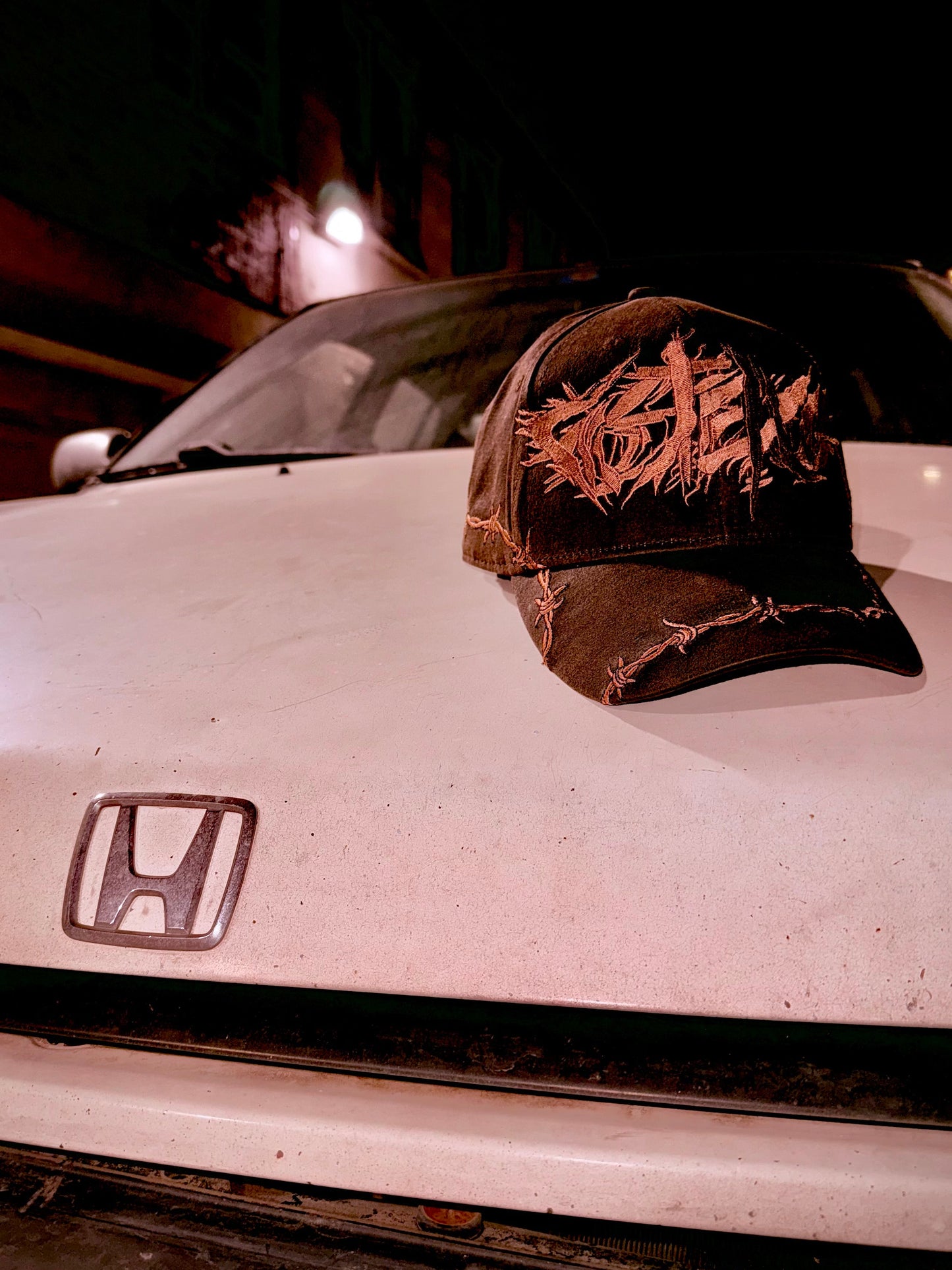 Distorted View Cap